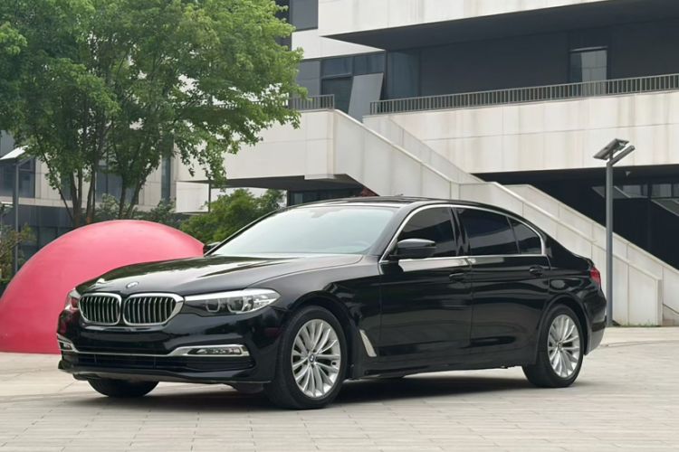 Used BMW 5 Series 2018 525Li Luxury Package Guazi used car, China used car export, Used car for sale, Used cars, Cheapest cars for sale