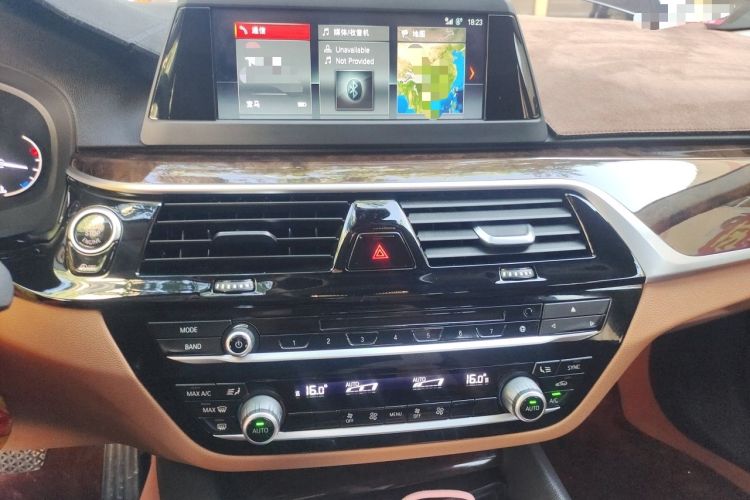 Used BMW 5 Series 2018 528Li Launch Special Edition Audio And AC Panel
