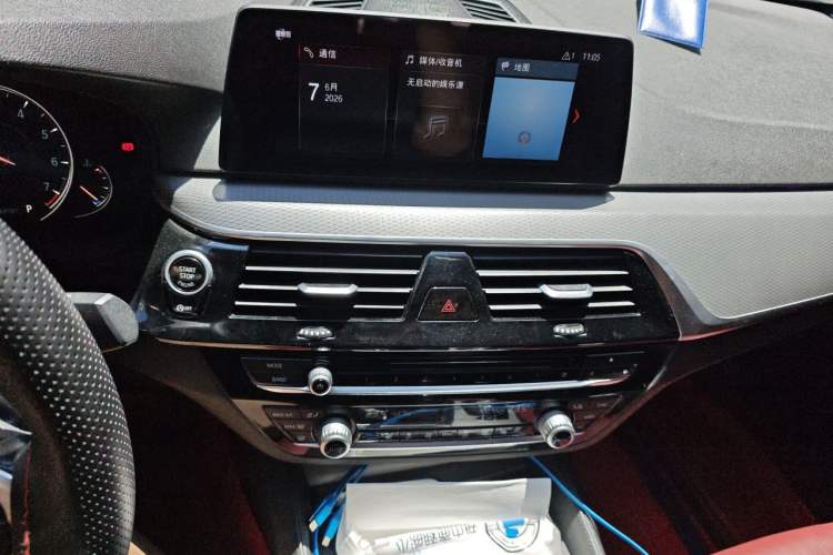 Used BMW 5 Series 2018 530Li xDrive M Sport Package Audio And AC Panel
