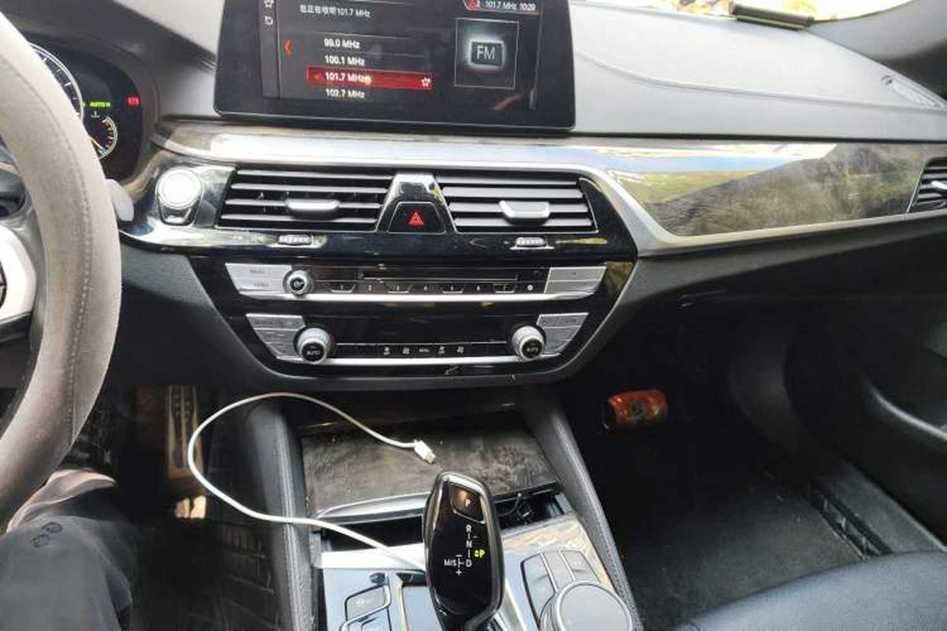 Used BMW 5 Series 2018 525Li M Sport Package Audio And AC Panel