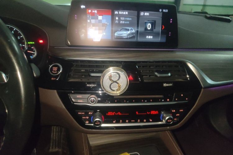 Used BMW 5 Series 2018 530Li Leading Edition Luxury Package Audio And AC Panel