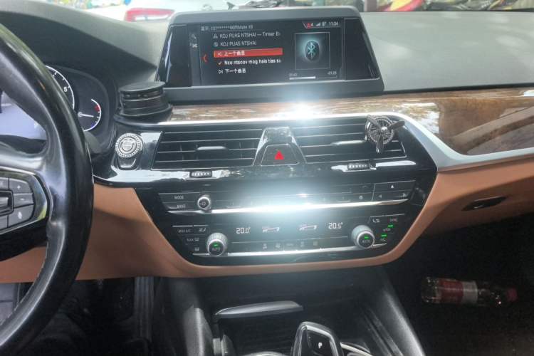 Used BMW 5 Series 2018 528Li Launch Special Edition Audio And AC Panel