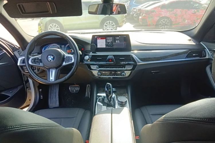 Used BMW 5 Series 2018 525Li M Sport Package Center Console