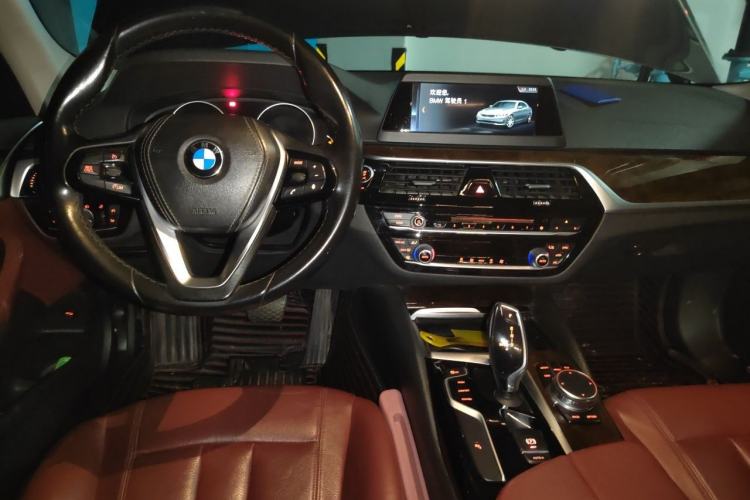Used BMW 5 Series 2018 528Li Launch Special Edition Center Console