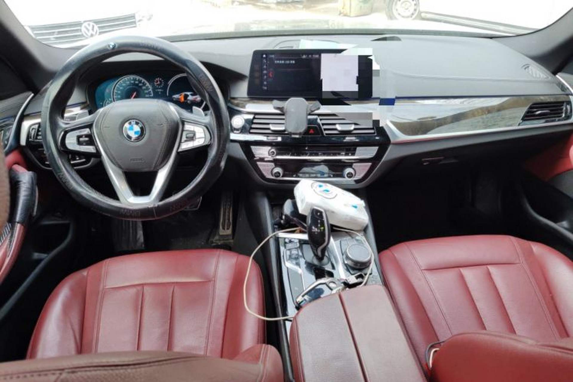 Used BMW 5 Series 2018 530Li Leading Model M Sport Package Center Console