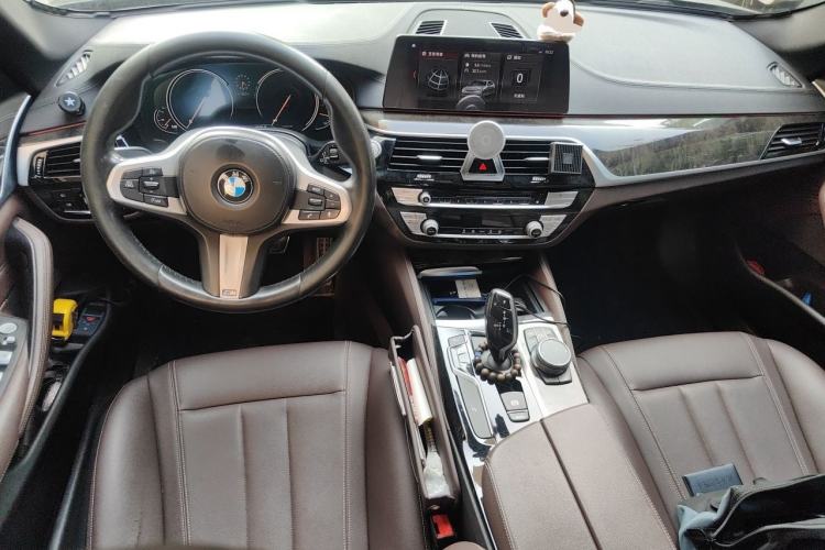 Used BMW 5 Series 2018 525Li M Sport Package Center Console