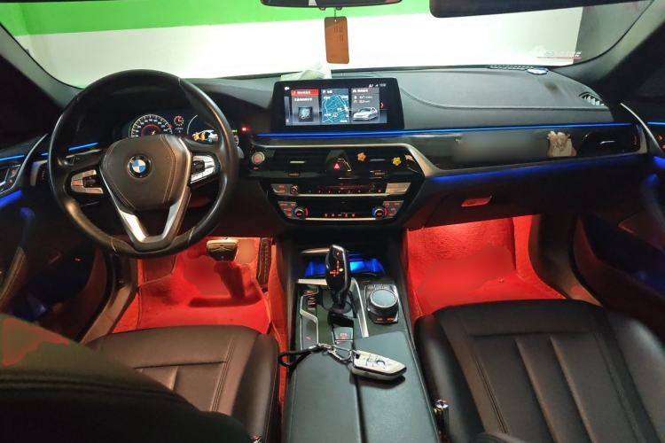 Used BMW 5 Series 2018 525Li M Sport Package Center Console