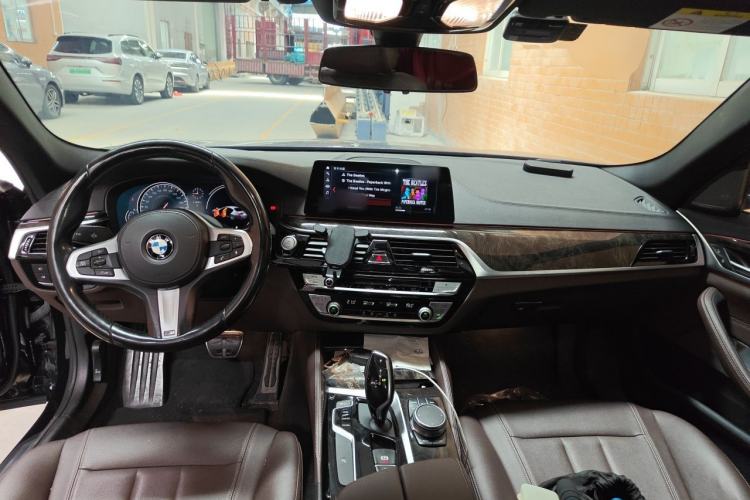 Used BMW 5 Series 2018 525Li M Sport Package Center Console