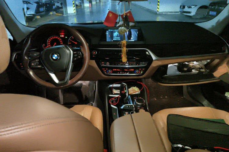 Used BMW 5 Series 2018 528Li Launch Special Edition Center Console