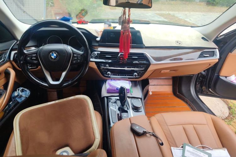 Used BMW 5 Series 2018 528Li Launch Special Edition Center Console
