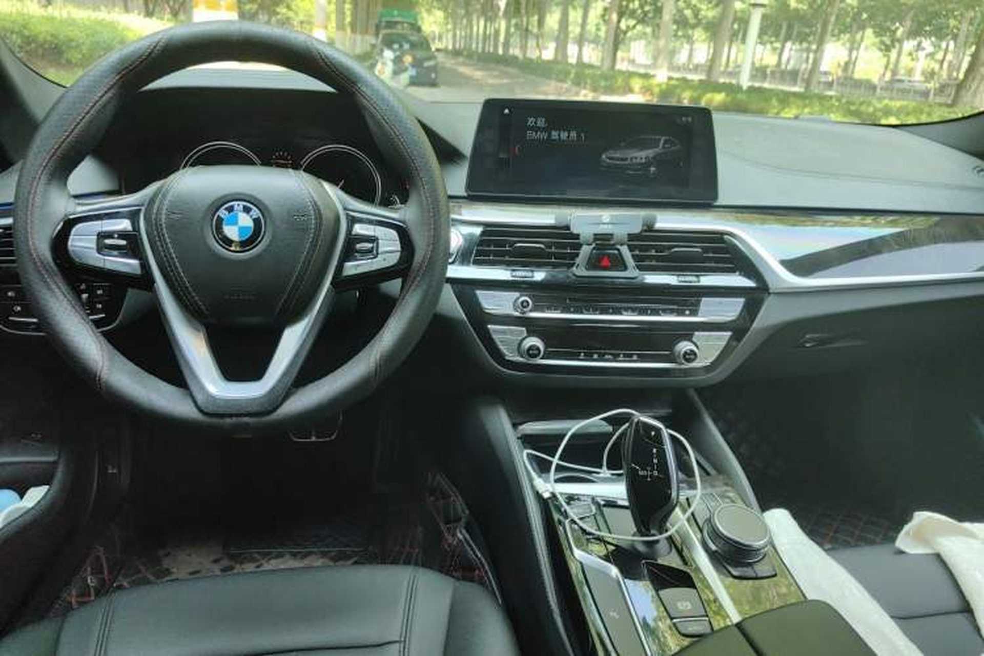 Used BMW 5 Series 2018 525Li M Sport Package Center Console