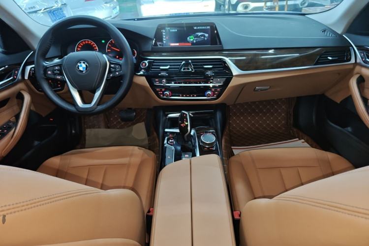 Used BMW 5 Series 2018 528Li Launch Special Edition Center Console