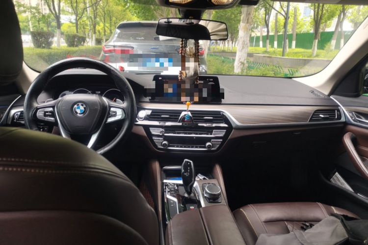 Used BMW 5 Series 2018 Revised Version 530Li Leading Edition Luxury Package Center Console