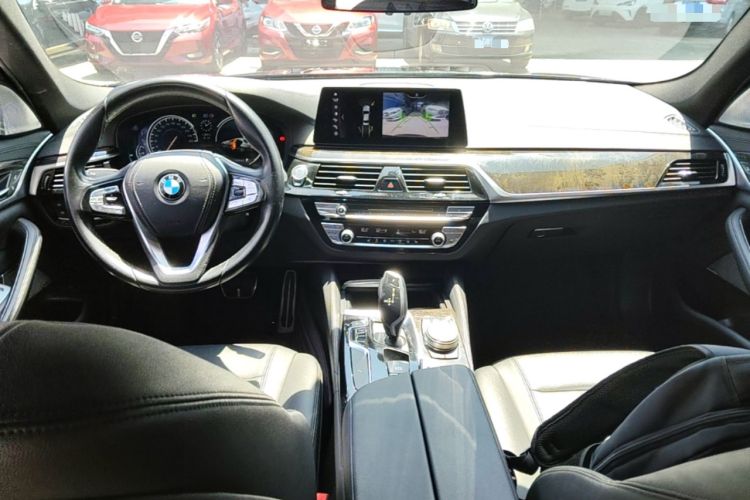 Used BMW 5 Series 2018 525Li M Sport Package Center Console