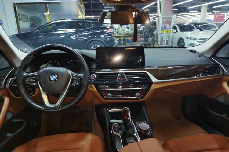 Used BMW 5 Series 2018 528Li Launch Special Edition Center Console
