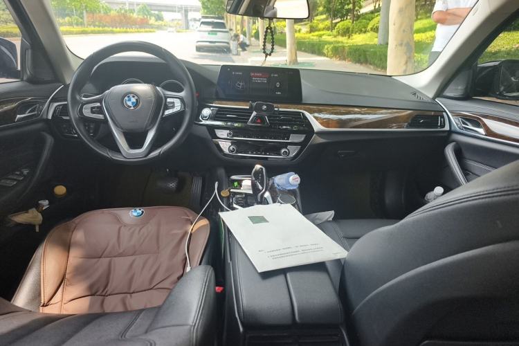 Used BMW 5 Series 2018 525Li Luxury Package Center Console