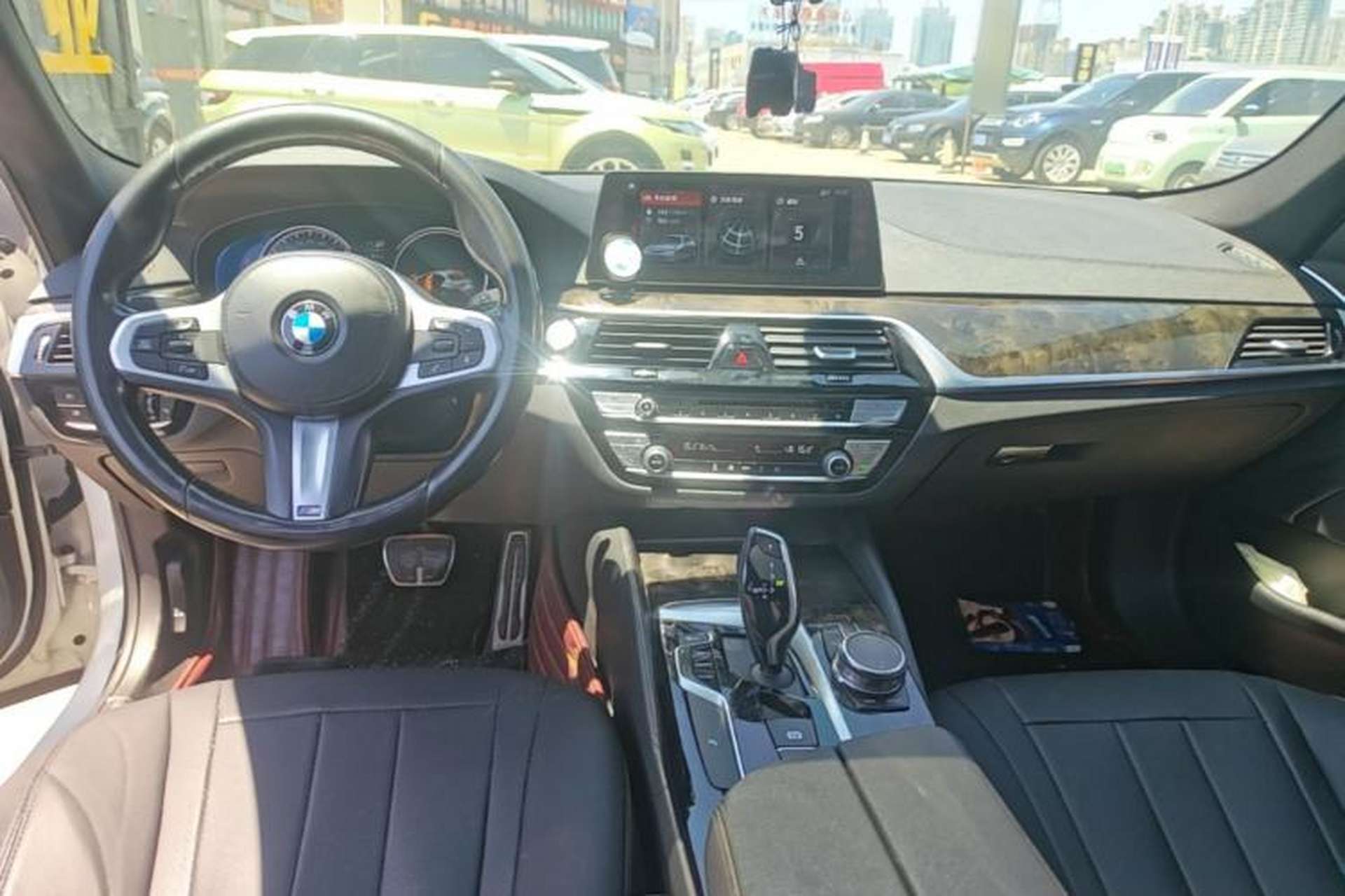 Used BMW 5 Series 2018 525Li M Sport Package Center Console