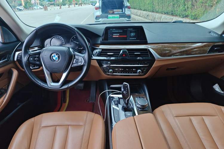 Used BMW 5 Series 2018 528Li Launch Special Edition Center Console