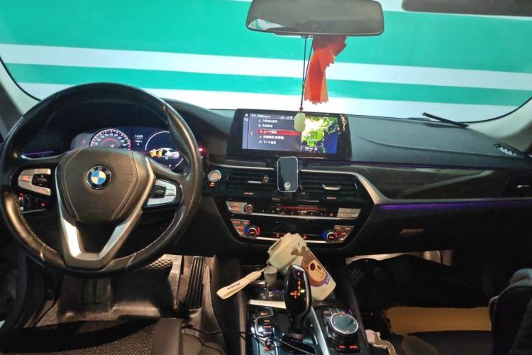 Used BMW 5 Series 2018 525Li Luxury Package Center Console