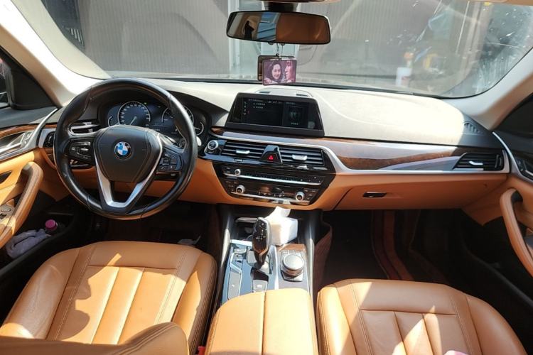 Used BMW 5 Series 2018 528Li Launch Special Edition Center Console