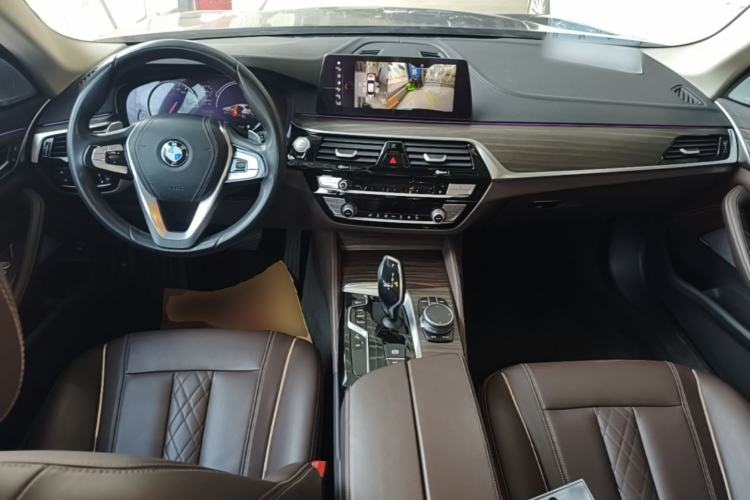 Used BMW 5 Series 2018 Revised Version 530Li Leading Edition Luxury Package Center Console