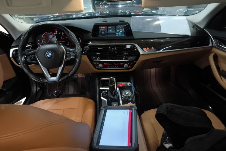 Used BMW 5 Series 2018 528Li Launch Special Edition Center Console