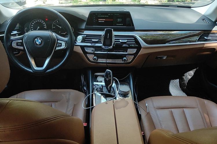 Used BMW 5 Series 2018 528Li Launch Special Edition Center Console
