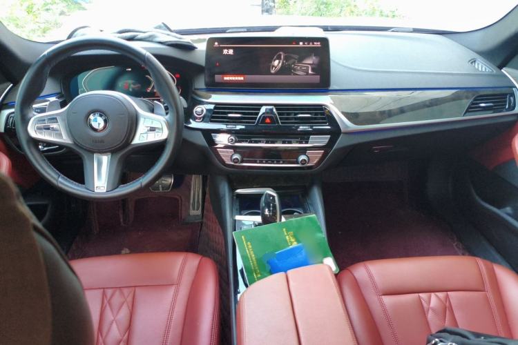 Used BMW 5 Series 2018 525Li M Sport Package Center Console