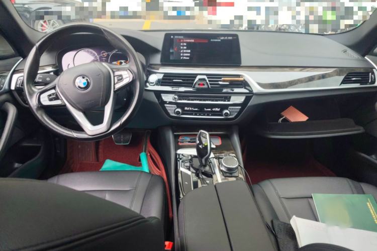 Used BMW 5 Series 2018 525Li M Sport Package Center Console