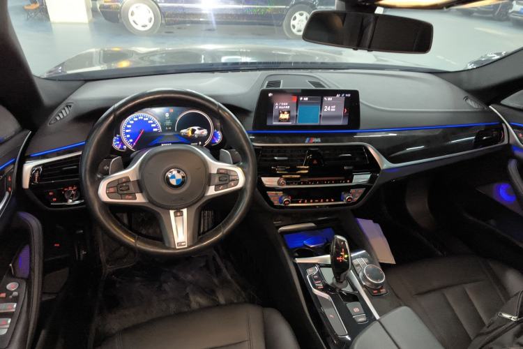 Used BMW 5 Series 2018 525Li M Sport Package Center Console