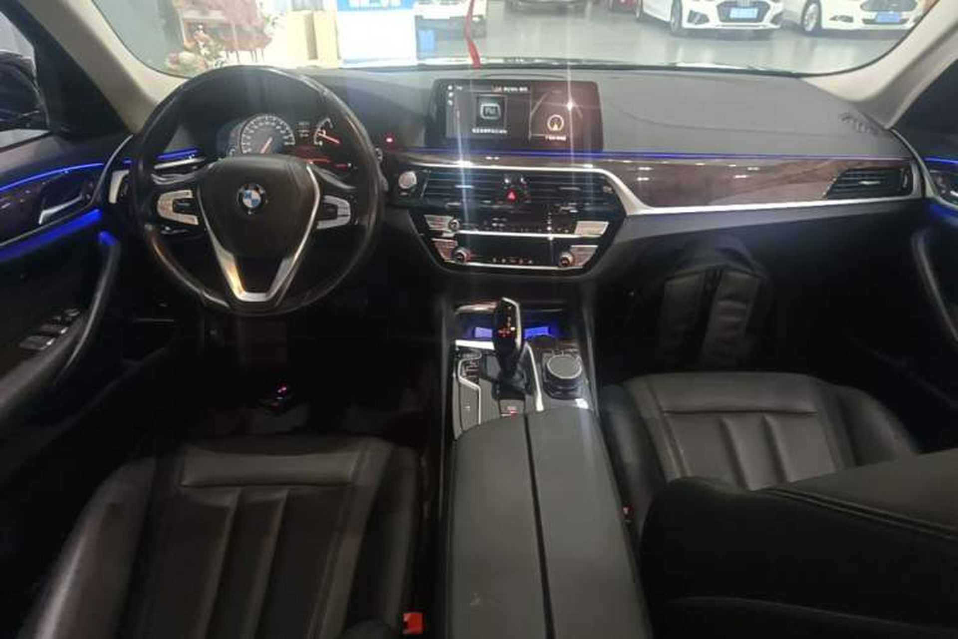 Used BMW 5 Series 2018 525Li Luxury Package Center Console
