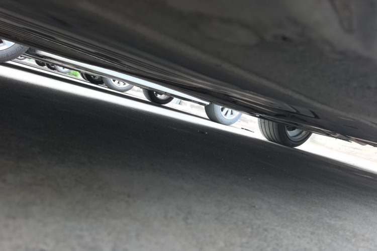 Used BMW 5 Series 2018 530Li Leading Model M Sport Package Chassis Front Left