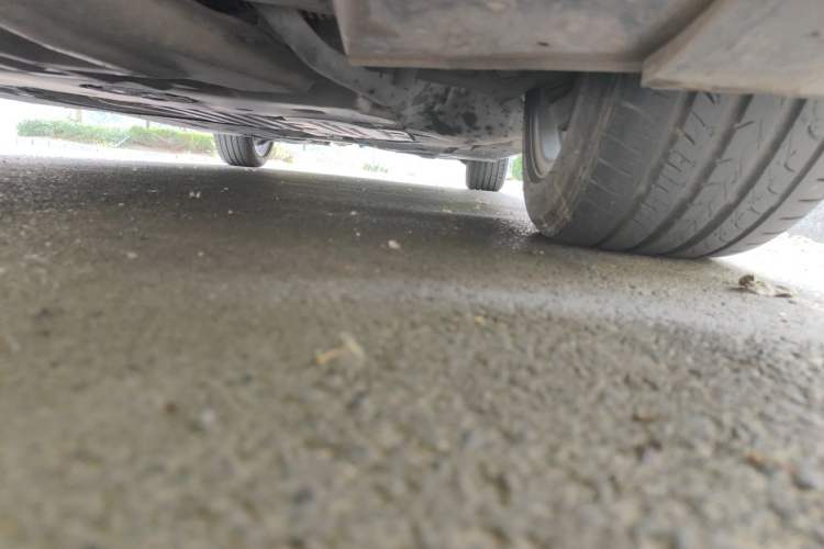 Used BMW 5 Series 2018 525Li M Sport Package Chassis Front Left