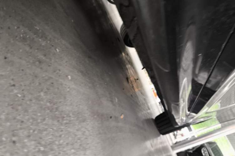 Used BMW 5 Series 2018 530Li Leading Model M Sport Package Chassis Front Left