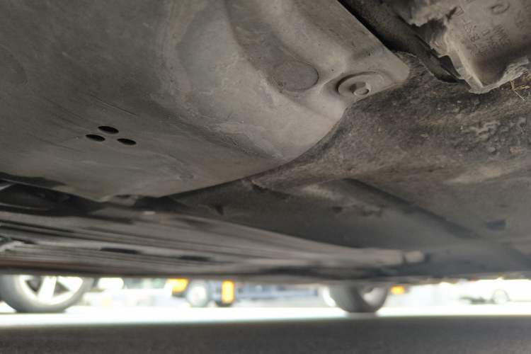 Used BMW 5 Series 2018 528Li Launch Special Edition Chassis Front Left