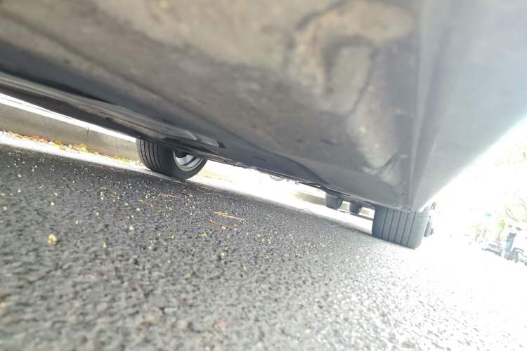 Used BMW 5 Series 2018 530Li Leading Model M Sport Package Chassis Front Left
