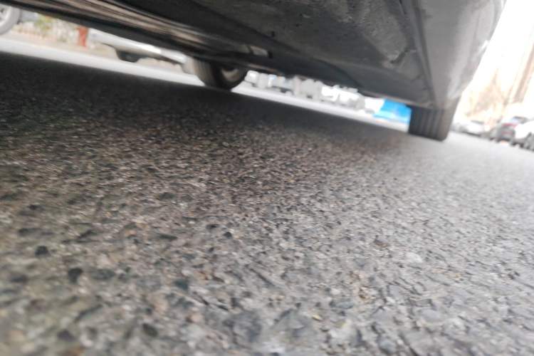 Used BMW 5 Series 2018 525Li M Sport Package Chassis Front Left