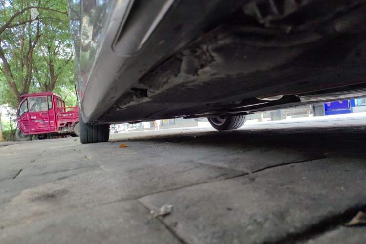 Used BMW 5 Series 2018 530Li Leading Model M Sport Package Chassis Front Right