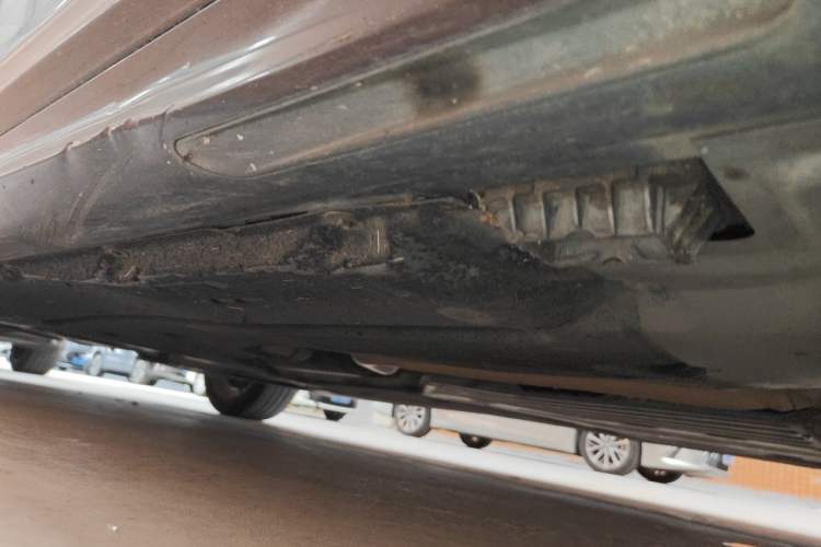 Used BMW 5 Series 2018 525Li M Sport Package Chassis Front Right