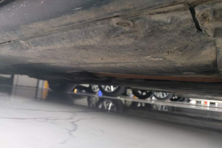 Used BMW 5 Series 2018 525i M Sport Package Chassis Front Right