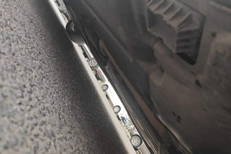 Used BMW 5 Series 2018 525Li M Sport Package Chassis Front Right