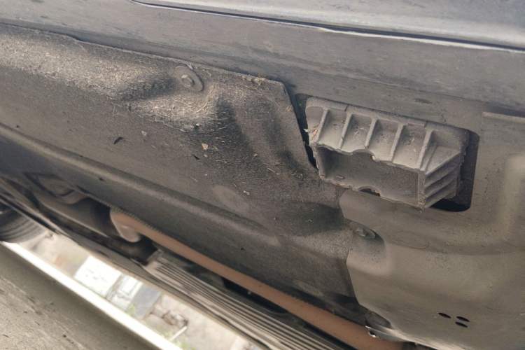 Used BMW 5 Series 2018 525Li M Sport Package Chassis Front Right