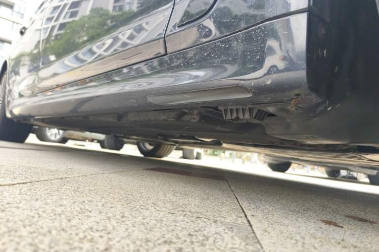 Used BMW 5 Series 2018 530Li Luxury Edition M Sport Package Chassis Front Right