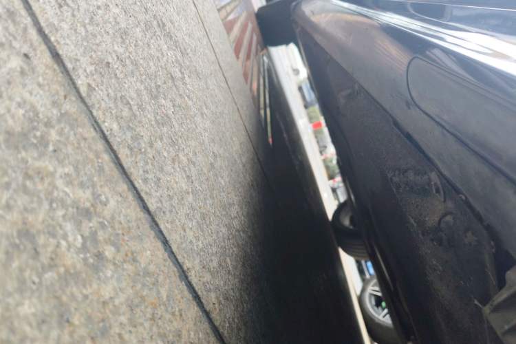 Used BMW 5 Series 2018 525Li M Sport Package Chassis Front Right