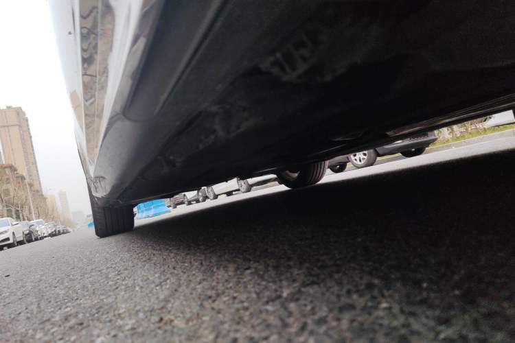Used BMW 5 Series 2018 525Li M Sport Package Chassis Front Right