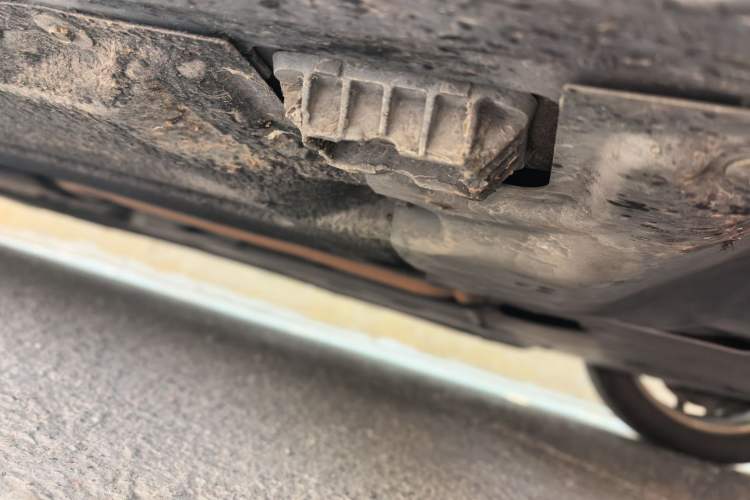 Used BMW 5 Series 2018 525Li M Sport Package Chassis Front Right