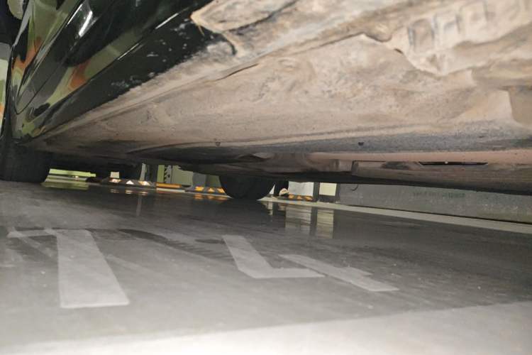 Used BMW 5 Series 2018 525Li Luxury Package Chassis Front Right