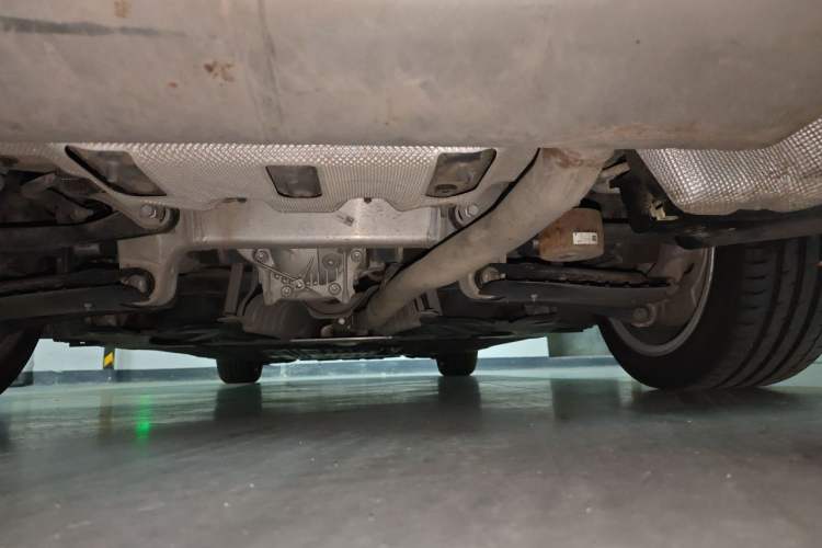 Used BMW 5 Series 2018 525Li M Sport Package Chassis Rear