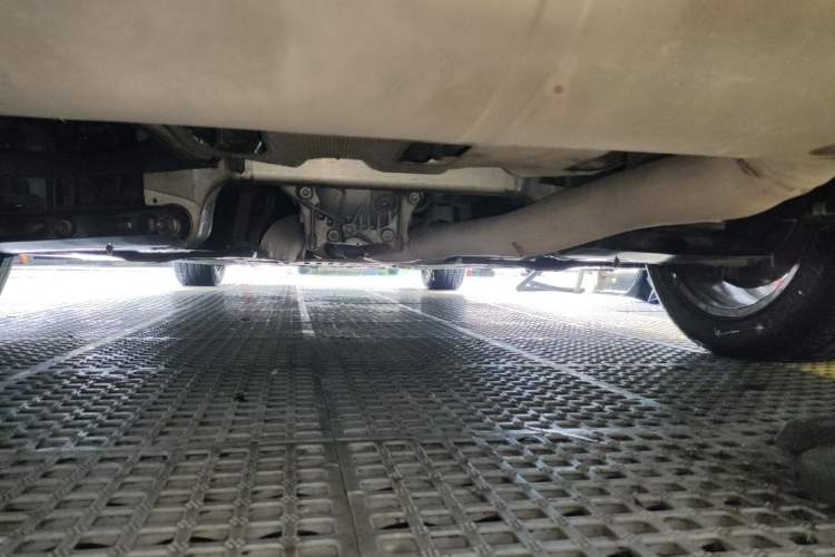 Used BMW 5 Series 2018 528Li Launch Special Edition Chassis Rear