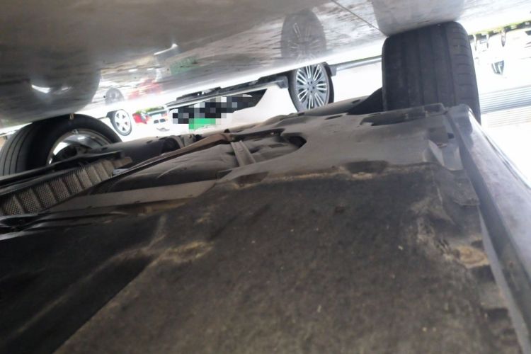 Used BMW 5 Series 2018 525Li M Sport Package Chassis Rear Right